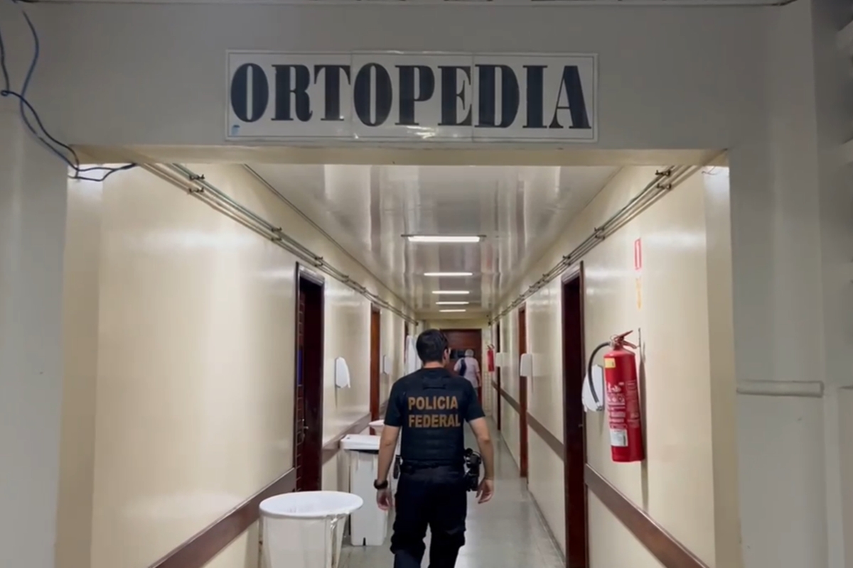 Médicos faltam plantão, ostentam o exterior e embolsam R$ 3 milhões