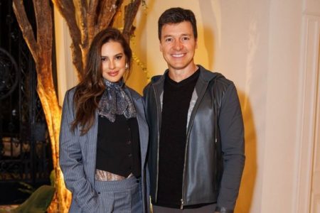Foto colorido de Rodrigo Faro e a esposa, Vera Viel - Metrópoles
