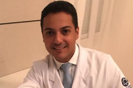 Imagem colorida mostra o biomédico Luiz Teixeira da Silva Junior - METRÓPOLES