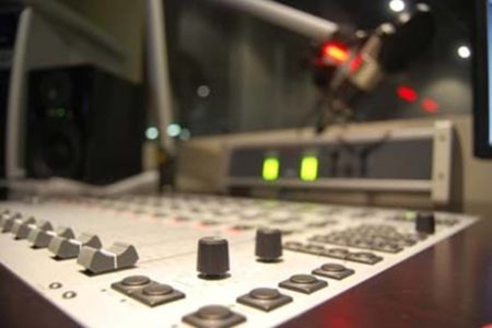imagem colorida radio