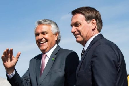 Governador de Goiás, Ronaldo Caiado, e o presidente Jair Bolsonaro -- Metrópoles
