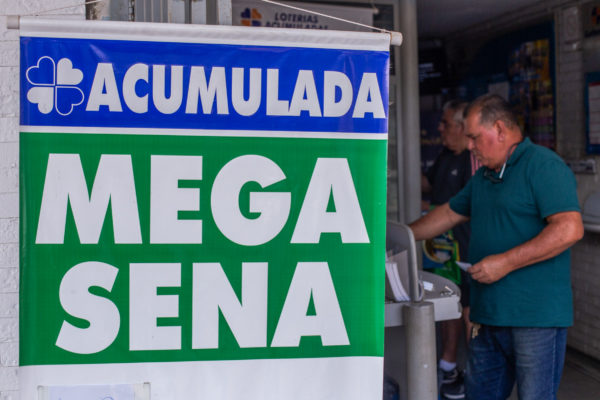 Mega acumulada - Metrópoles