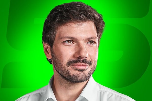 Imagem colorida de Tiago Amaral (PSD) - Metrópoles