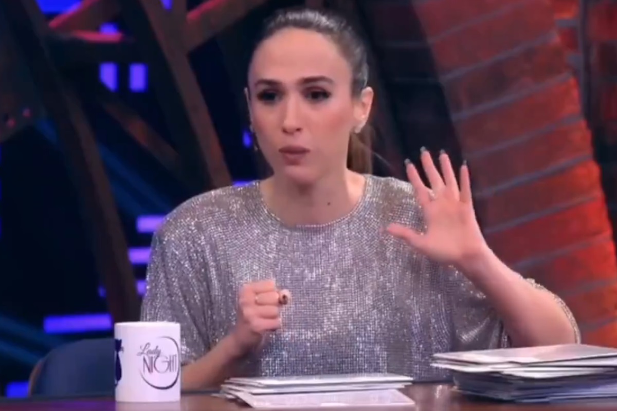 Print de um vídeo colorido de Tatá Werneck - Metrópoles