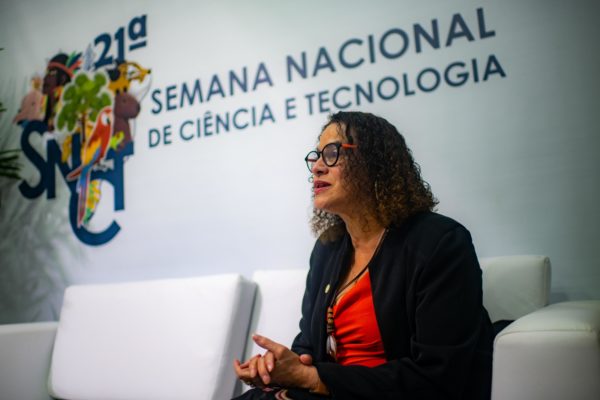 Luciana Santos, ministra da Ciência e Tecnologia - Metrópoles