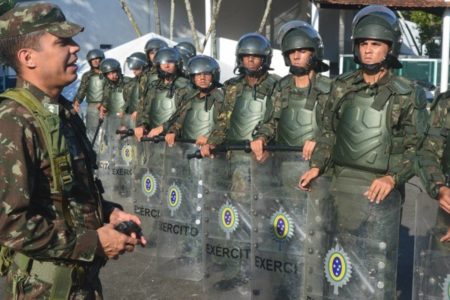 Militares do Exército