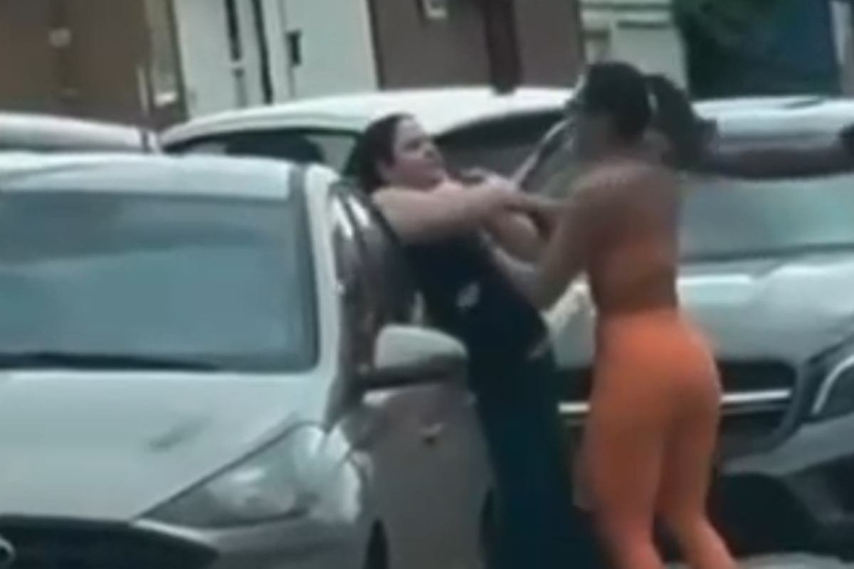 influencer de Brasília é presa após dar "gravata" na mãe