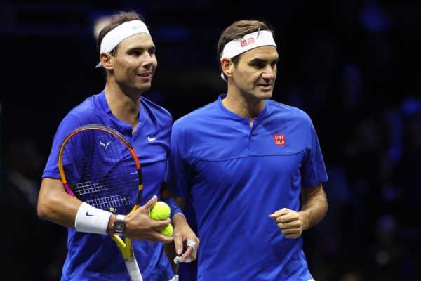 Imagem colorida de Rafael Nadal e Roger Federer - Metrópoles