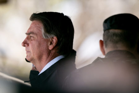 Goiania (GO), 27/08/21. Presidente Jair Bolsonaro. Desfile militar. Cerimônia de transmissão de cargo do comando do Comandante de Operações Especiais, General Gustavo Henrique Dutra para o General Carlos Alberto Rodrigues. Local: COE do Exército em Goiania. Foto: Rafaela Felicciano/Metrópoles