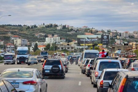 Moradores começaram a voltar para casa no Líbano nesta quarta