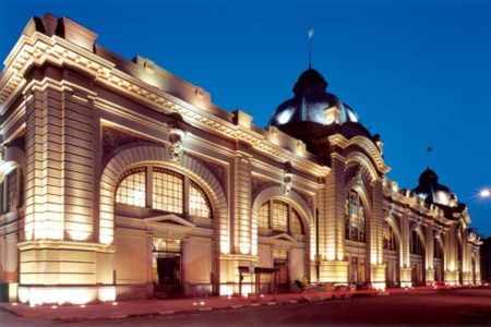 Fachada do Mercado Municipal de São Paulo, o Mercadão. - Metrópoles