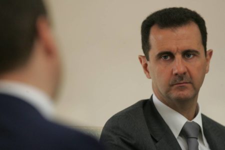 Imagem colorida mostra Bashar al-Assad - Metrópoles