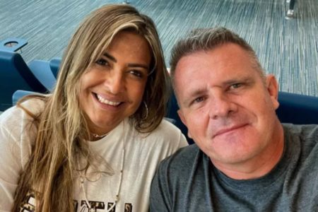 Defesa de Rina alega que documento vazado em velório era minuta de pedido de renúncia formulada com aval da pastora Denise em agosto - Metrópoles