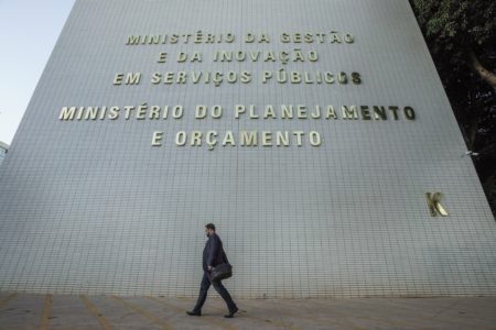 Fachada do prédio do Ministério do Planejamento e Orçamento (MPO), na Esplanada dos Ministérios