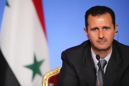 Imagem colorida mostra Bashar al-Assad - Metrópoles