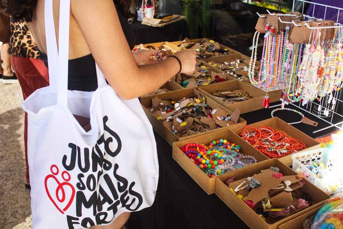 bazar do juntos brechó feira brasília moda fashion - metrópoles