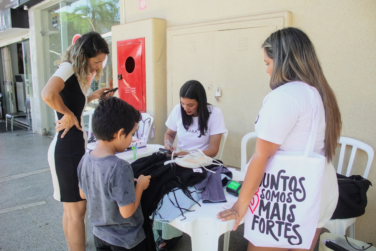 bazar do juntos brechó feira brasília moda fashion - metrópoles
