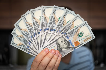 Dolar americano -- Merópoles