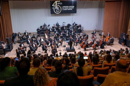A Orquestra Sinfônica voltou ao palco do Teatro Nacional após 11 anos com repertório que foi de Ari Barroso a Claudio Santoro