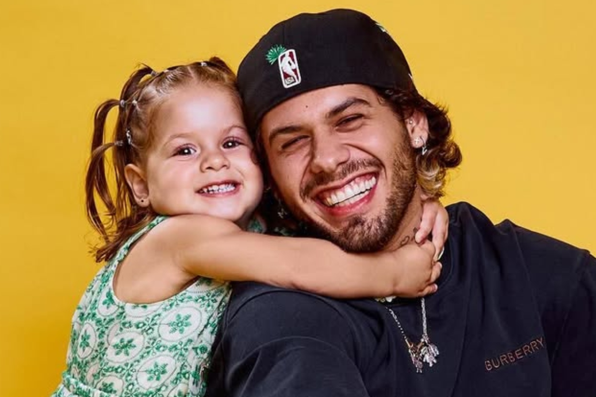 O cantor Zé Felipe e a filha, Maria Flor