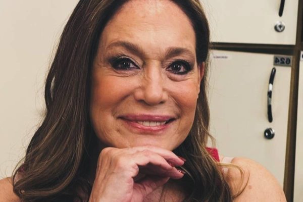 Foto colorida de Susana Vieira - Metrópoles