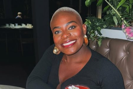 jojo-todynho magra com sorriso no rosto - metrópoles