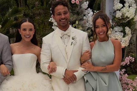 Foto colorida de Mharessa, Larissa Manoela e André Luiz Frambach - Metrópoles
