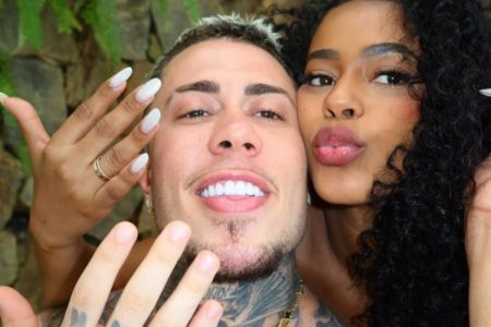Veja o momento em que MC Daniel pede Lorena Maria em casamento - Metrópoles
