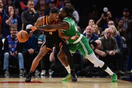 Imagem colorida dos jogadores do Thunder e do Celtics - Metrópoles
