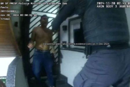 Julio César Acosta Navarro, pai do estudante Marco Aurélio, lamentou a execução de seu filho após ver imagens das câmeras corporais da PM- Metrópoles