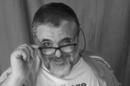 Ex-professor Carlos Veiga Filho, investigado por estupro de alunos - Metrópoles