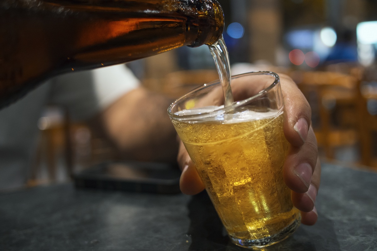 Pessoas morreram em Istambul após tomarem bebidas alcóolicas envenenadas