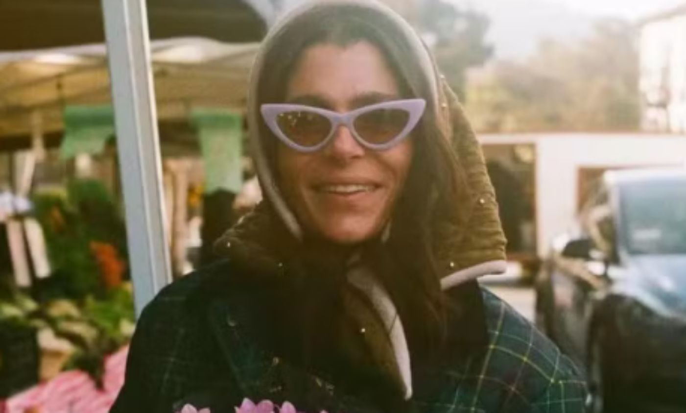 Influenciadora Rebecca Simms