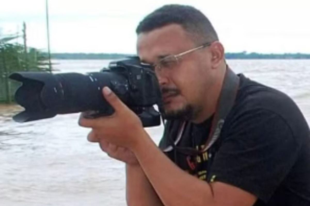 Douglas Júnior, repórter fotográfico que morreu aos 47 anos, depois de engolir uma espinha de peixe