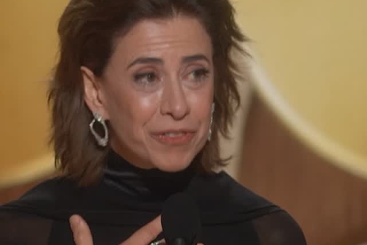 Bandidos se passam por Fernanda Torres e pedem ajuda para ir ao Oscar - Metrópoles