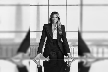 Mulher de terno