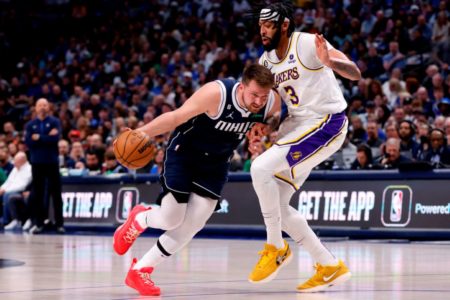 Imagem colorida de Luka Dončić - Metrópoles