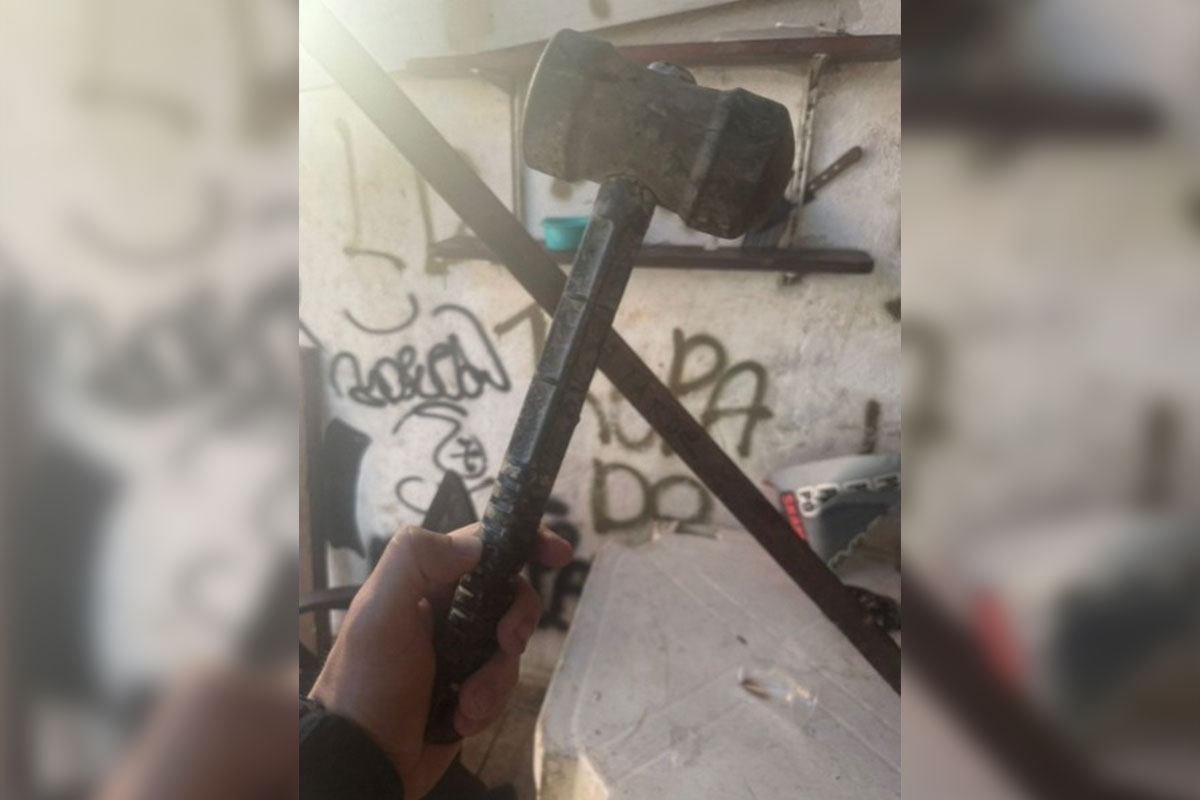Réplica do martelo foi encontrada em operação
