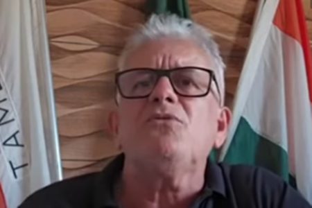 Imagem de vereador que invadiu sala vermelha