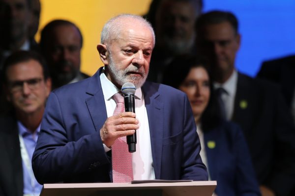 Presidente Luiz Inácio Lula da Silva (PT) participa da abertura do Encontro de Novos Prefeitos e Prefeitas Metrópoles