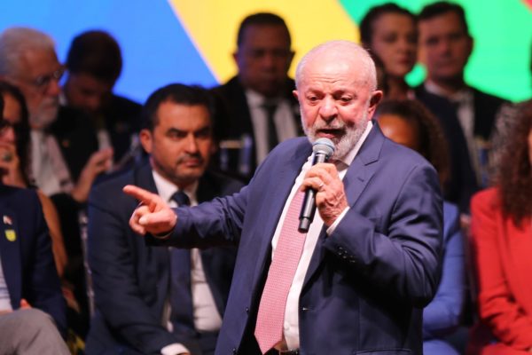 Presidente Luiz Inácio Lula da Silva (PT) participa da abertura do Encontro de Novos Prefeitos e Prefeitas Metrópoles