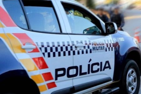 Imagem colorida de viatura da Polícia de MT - Metrópoles
