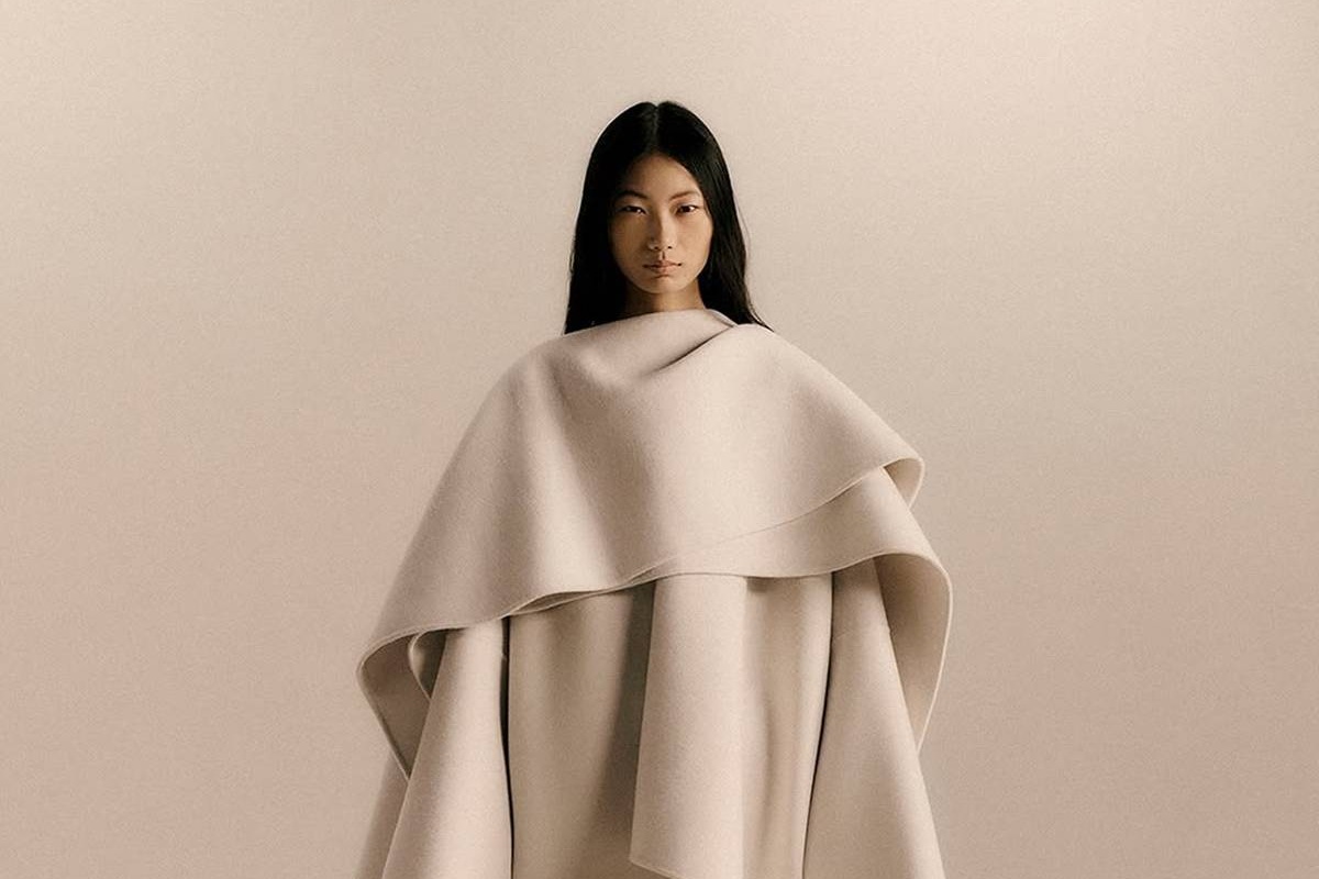 Look da coleção outono/inverno 2025 da linha Collection da Calvin Klein - Metrópoles