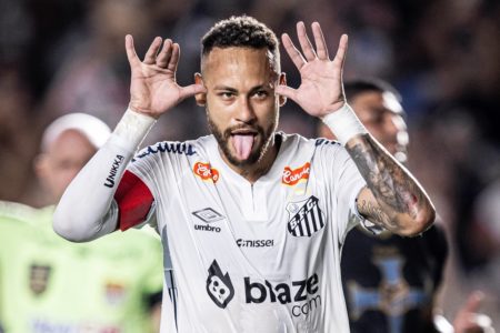 Foto colorida de Neymar - Metrópoles