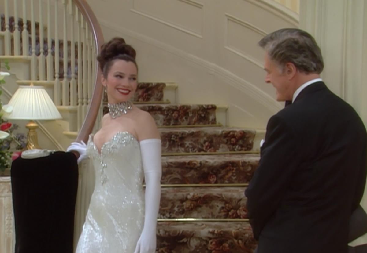 Na imagem com cor, foto da personagem Fran Fine em The Nanny - metrópoles