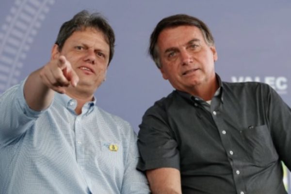 Bolsonaro descarta lançar Tarcísio em 2026