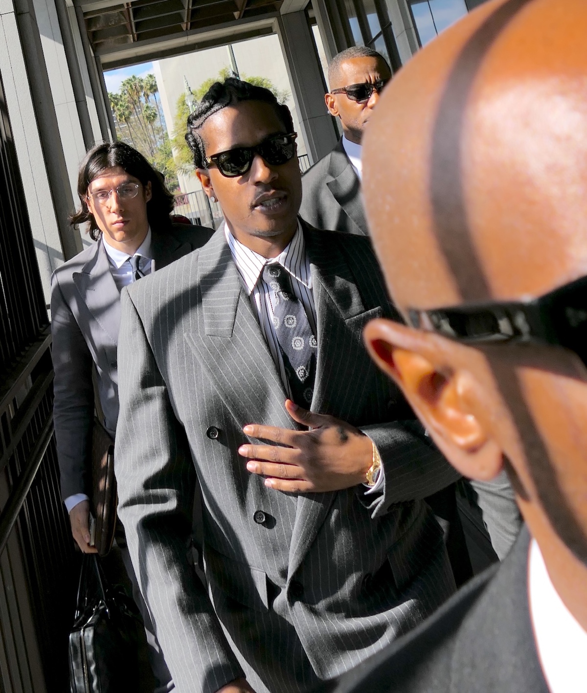 asap a$ap rocky moda estilo tribunal - metrópoles