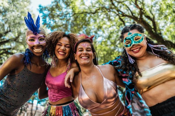 carnaval em brasilia looks lojas marcas - metrópoles