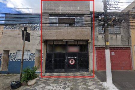 Fachada da casa em que casal escravizou mulher por 30 anos, no Brás, região central de São Paulo. - Metrópoles