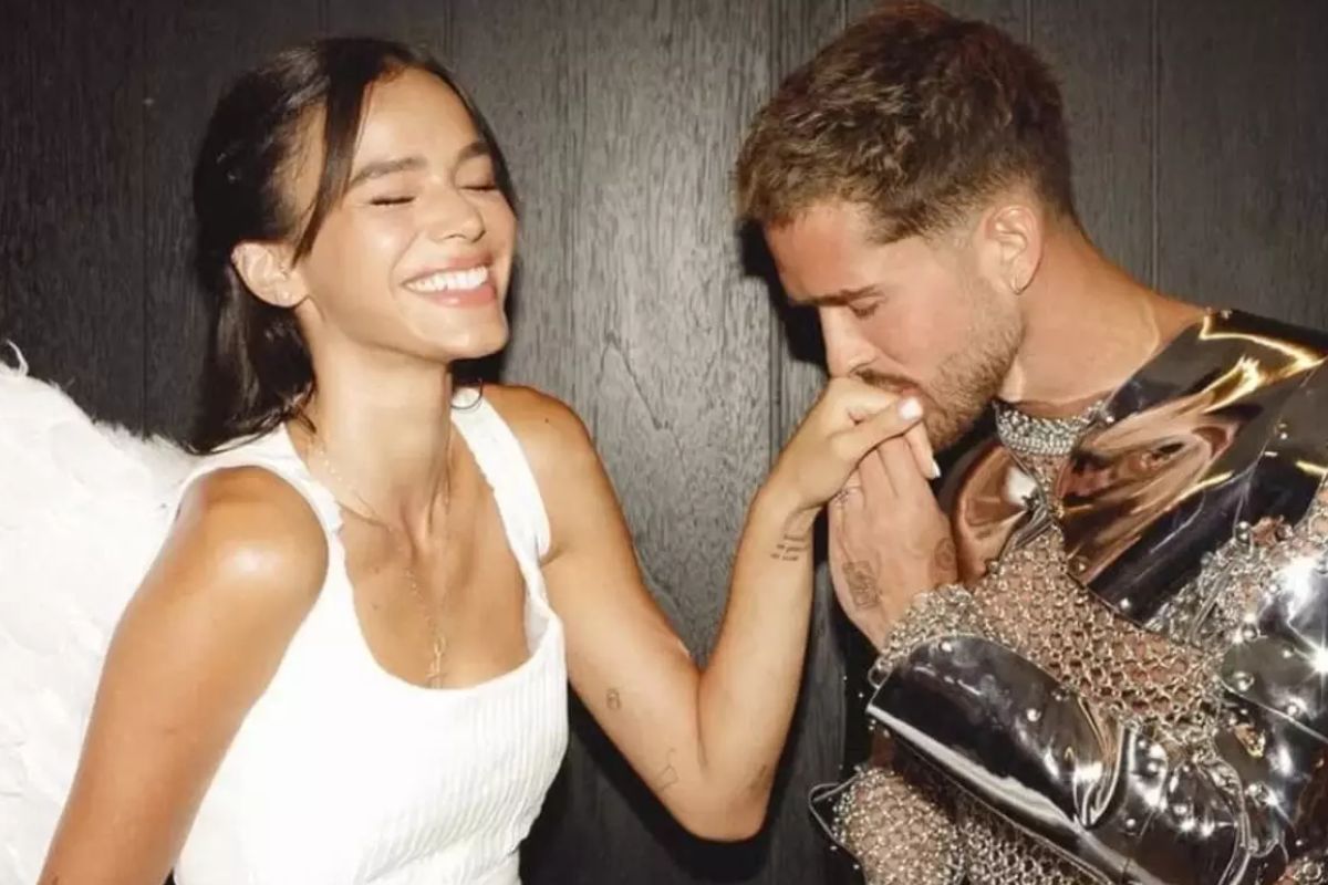 Foto colorida de Bruna Marquezine e João Guilherme - Metrópoles